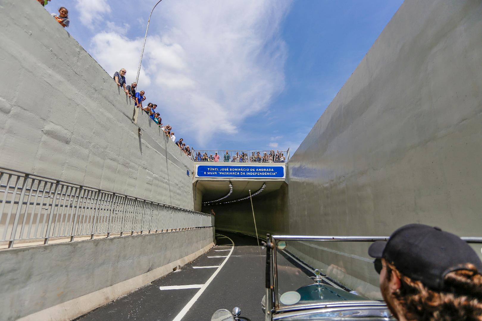 Túnel "José Bonifácio de Andrada e Silva" | Foto: Guilherme Sircili