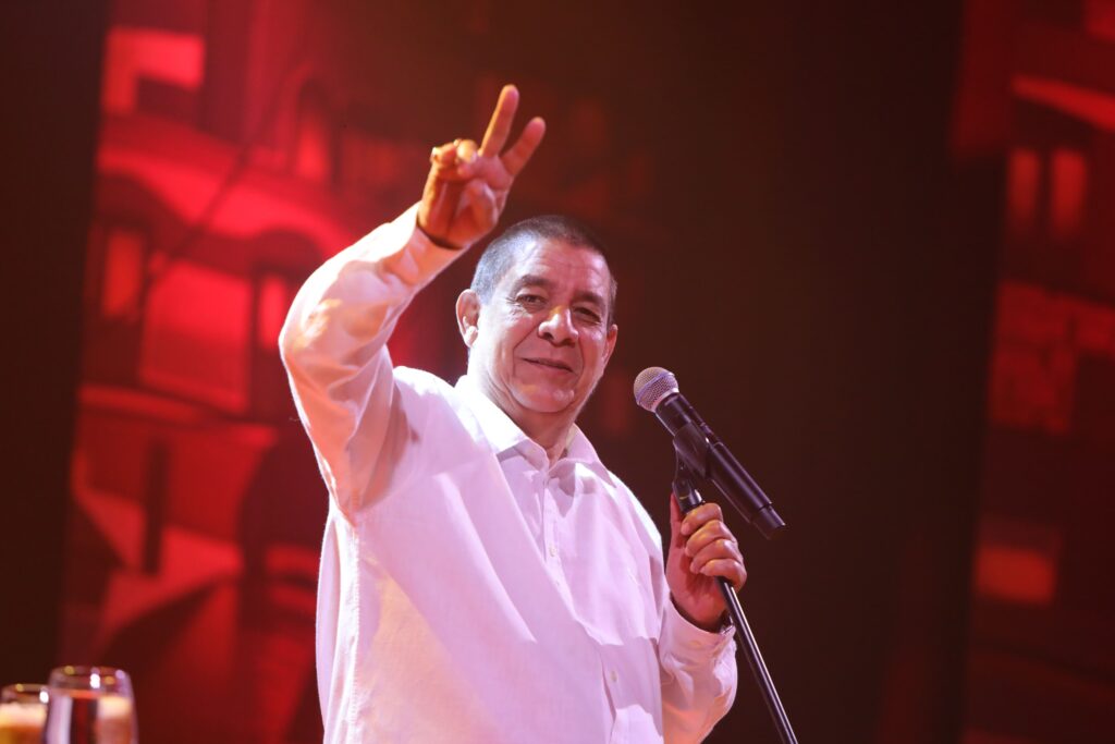 Zeca Pagodinho no Multiplan Hall, em 17-08 | Crédito: Rafael Cautella